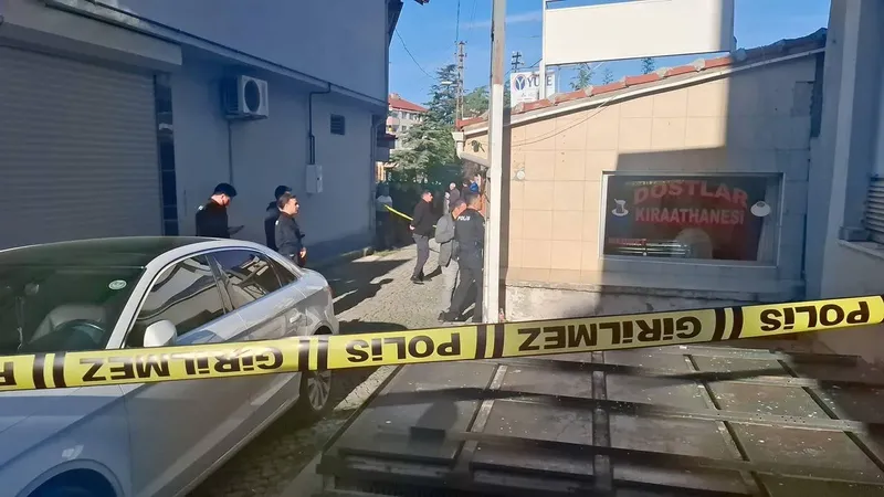 Akşehir’de Kahvehaneye Silahlı Saldırı: 1 Ölü, 1 Yaralı