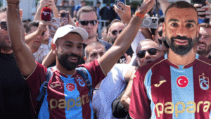 Trabzonspor’dan dünya çapında transfer bombası! Mohamed Salah İstanbul’a geldi